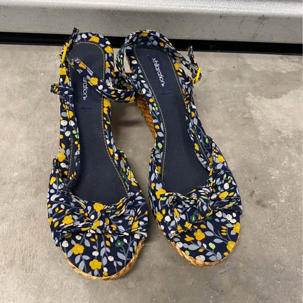 Xhilaration Women's Navy and Yellow Espadrilles